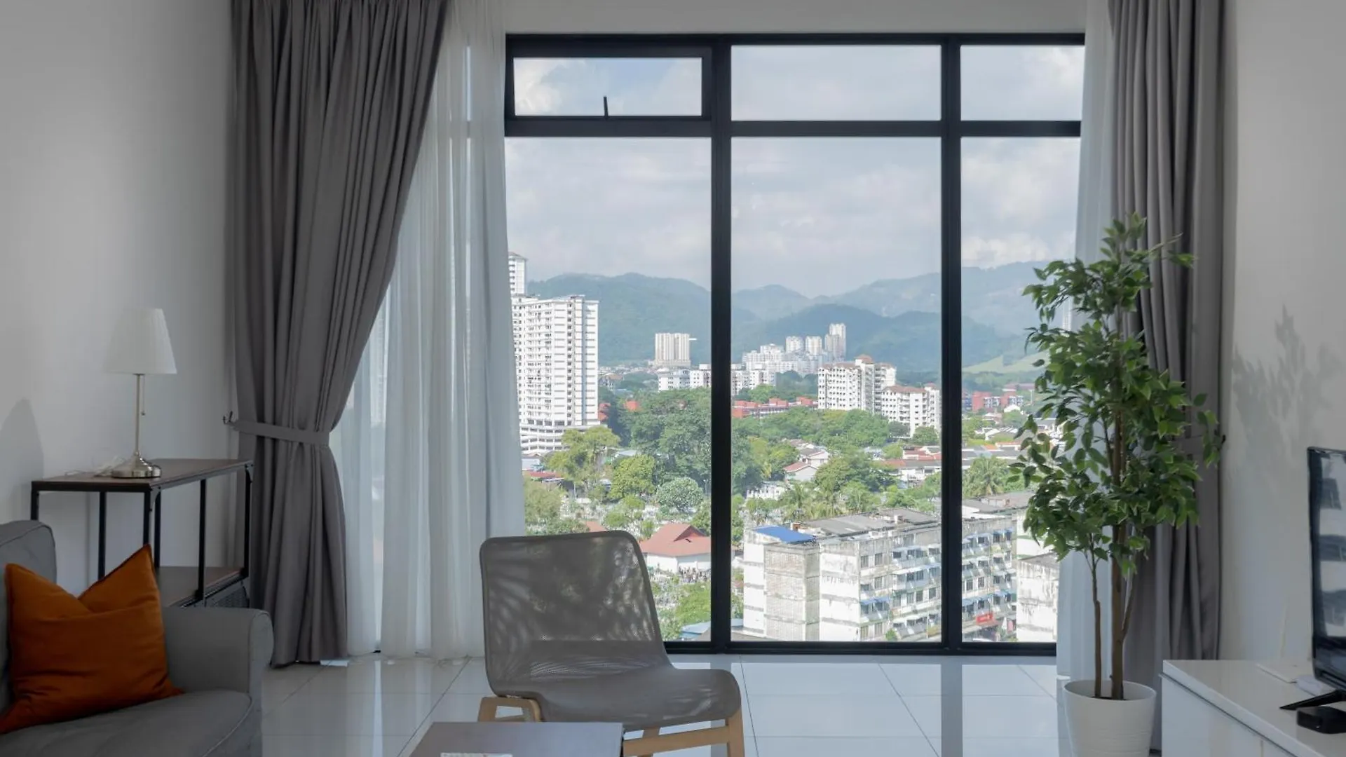Beacon Executive Suite By May George Town